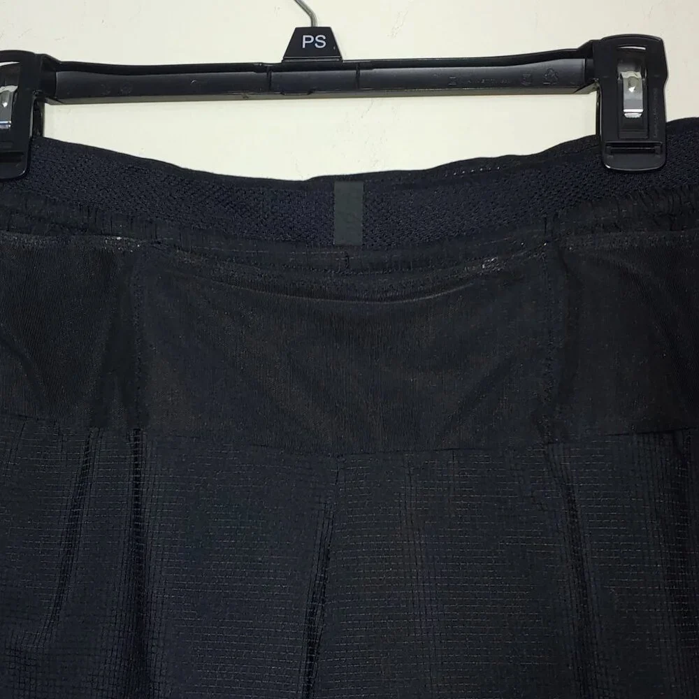 The North Face Men’s Flight Stridelight Shorts Black  Size Large